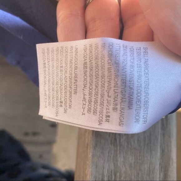 FARM Rio Rainbow Toucan Smocked Maxi size medium - Picture 15 of 16